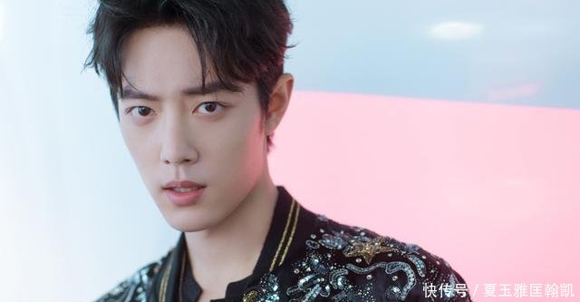 肖战东方卫视跨年彩排