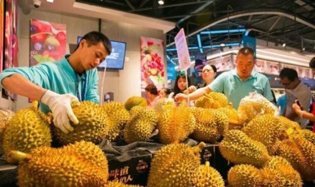 在泰国旅游时，为什么不能接白手套，看完这几点你就知道原因