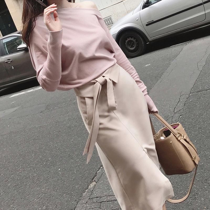 35岁左右的女人，别乱穿!学下图女人穿这“港风裙”，瞬间女神