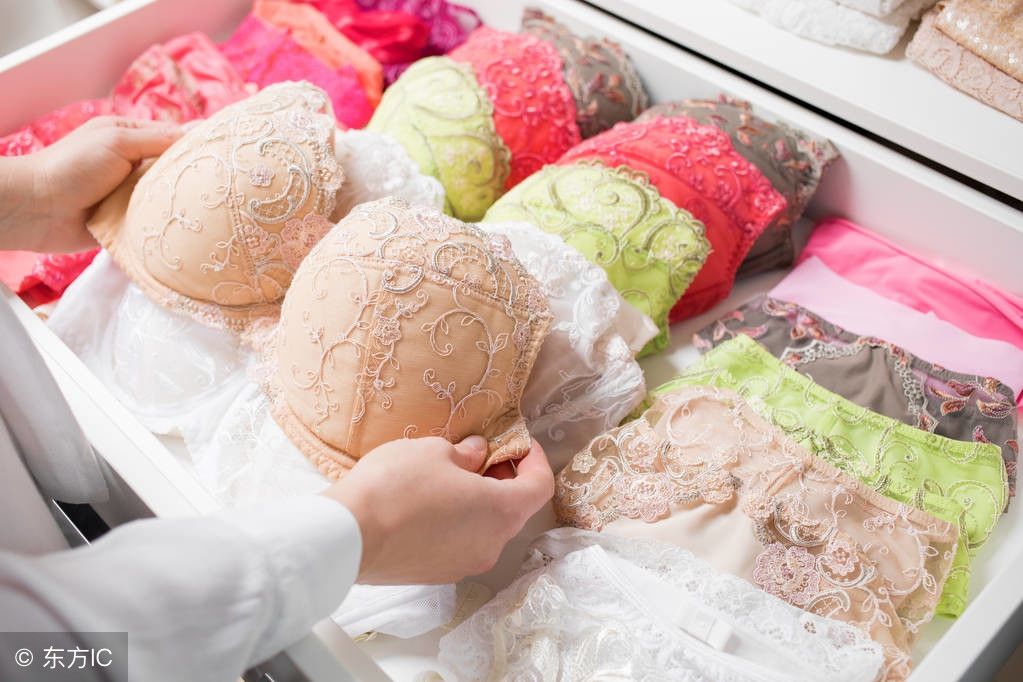 发育期女生几岁穿内衣合适?别再等到18岁才穿内衣了!