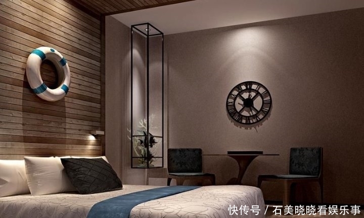  『水床』情侣酒店中的水床，里面装的到底是什么？看完长见识了