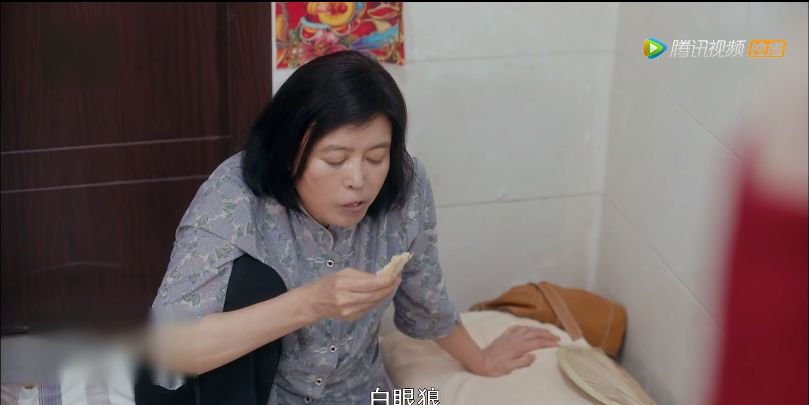 封容■让人喷饭的神仙配角!房似锦的妈在众妈里C位出道,被封容嬷嬷2.0