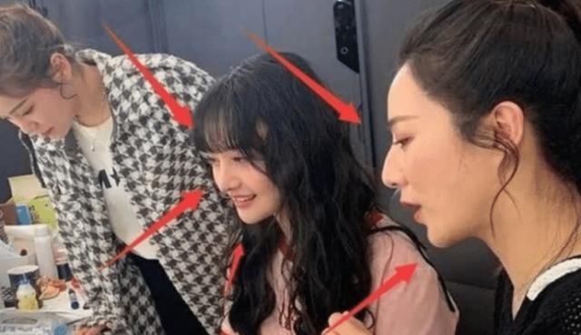  「地地」自从郑爽出现在薇娅的卖货直播间后，我清楚地地识到了人性的丑陋