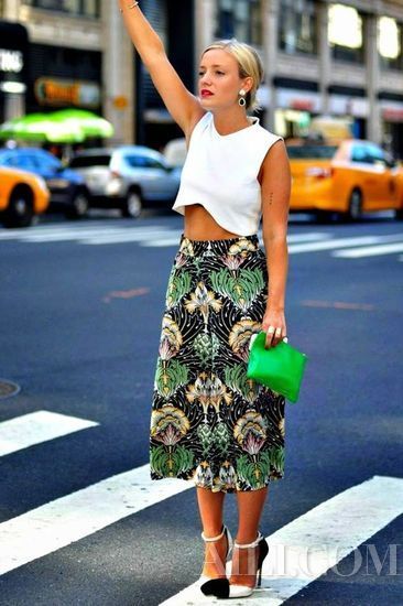 宽肩不要怕 一件小背心就可以拯救你的穿衣难题