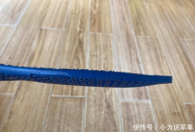 鞋面:全掌类boost,足弓大碳板,范弗里特上脚的狙击一代你期待吗