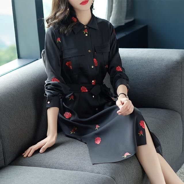 这“薄”秋裙昨天开卖，老婆挑了6件，洋气超迷人，国庆穿超好看