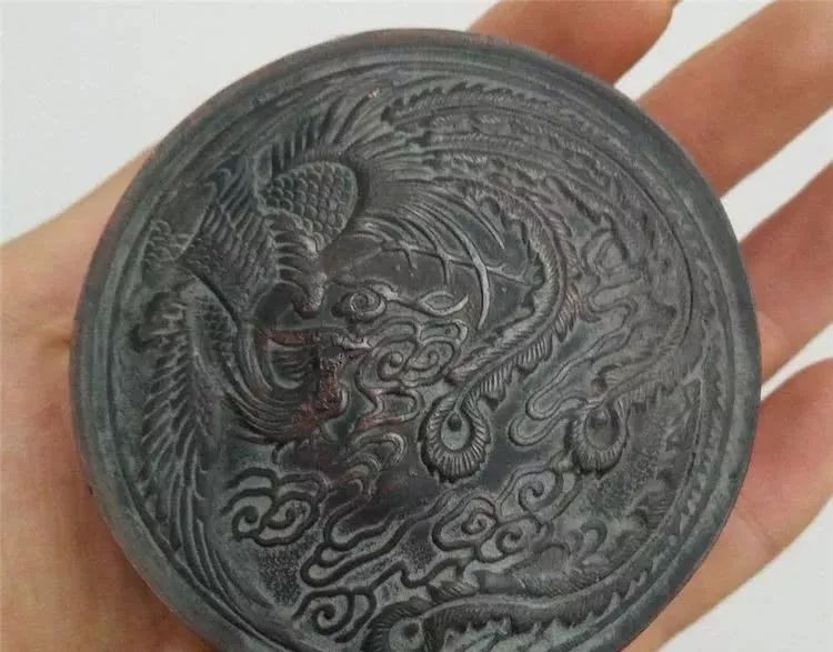 家里有这几种老物件的，别忽略它的收藏价值，第三件至少10万~