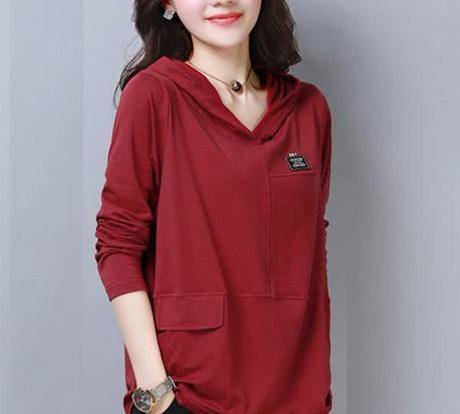 马上就到中秋，别买风衣了！今年流行穿洋气卫衣，显瘦显嫩超养眼