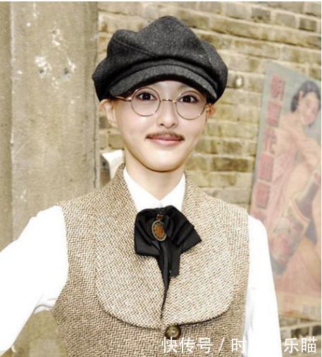 金丝眼镜,赵丽颖可爱,关晓彤老干部,吴昕时尚,而她则像个学生