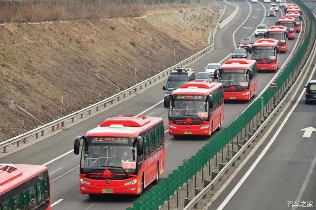  『之车』以北京之车迎接北京援鄂医疗队凯旋，别有深意