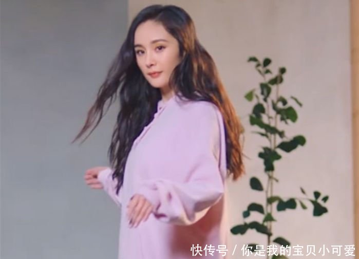 『摄影师』杨幂拍海报动作太大,摄影师提醒会打到人,谁知她开口让全场沉默