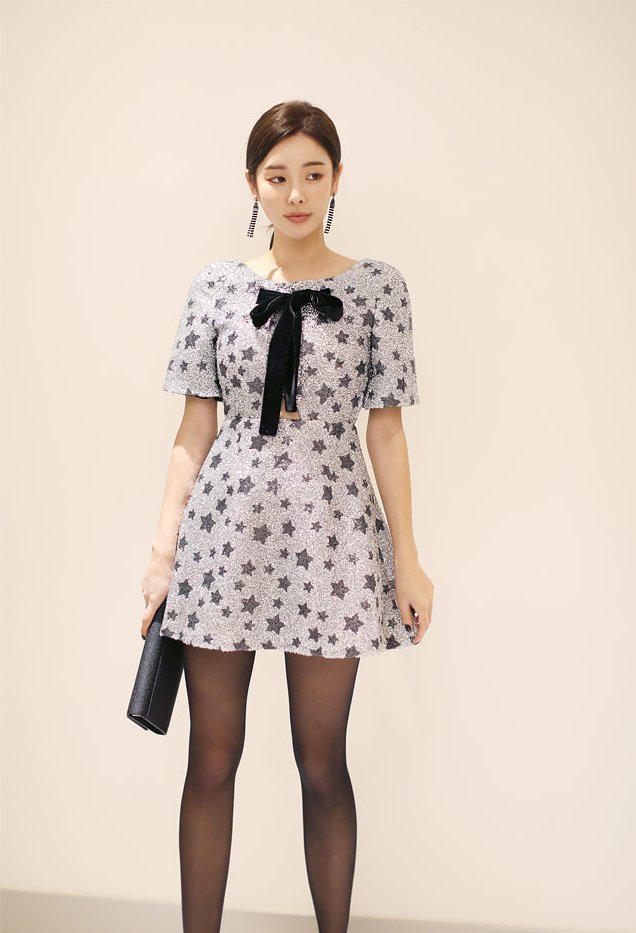 锡列罗迷人繁星短袖洋裙