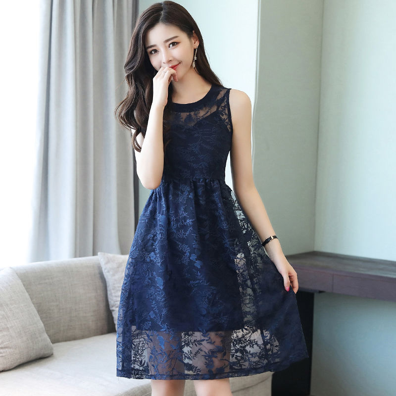 有一种裙子叫雪纺连衣裙，优雅气质有魅力，适合35-45岁的你