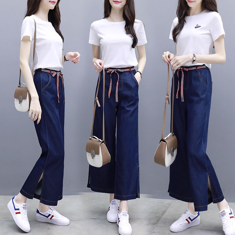 女人不一定漂亮，但一定要有气质，十款“气质套装”，减龄有活力