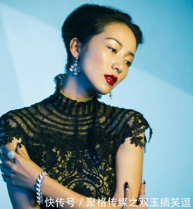 韩雪的魅力拍照姿势：图1女神，图3复古，图5实在太敢穿了