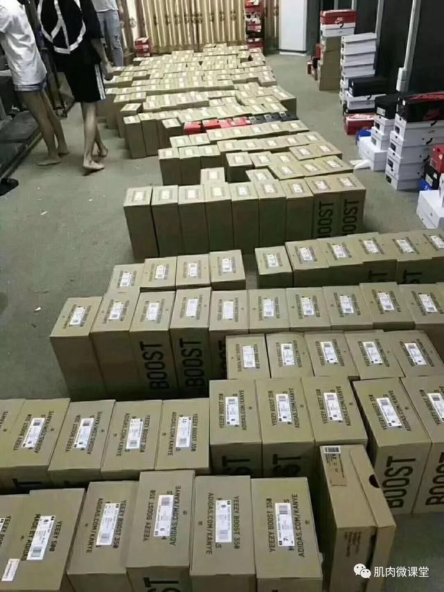 近期的超高人气鞋款，每一双都是健身房常客