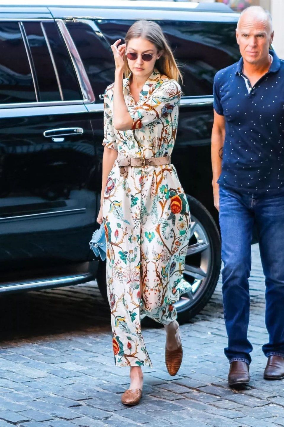 从秀场到街头，今夏最火的连衣裙是这一条!