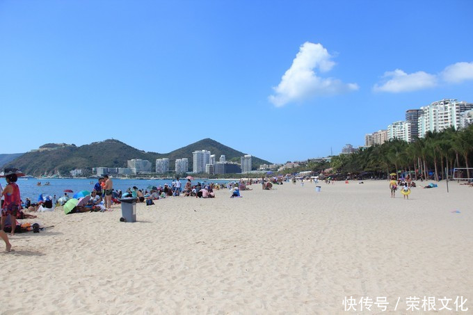 因大海到三亚，爱上大海