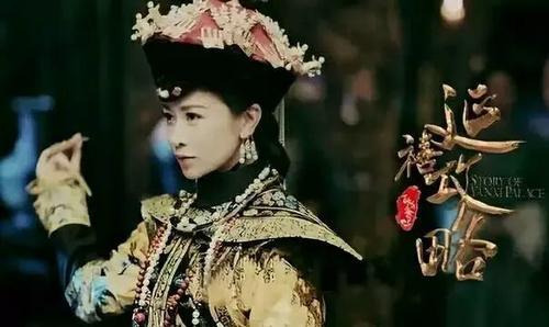 林俊杰粉丝演唱会被人持刀砍伤；靳东宠妻人设崩塌；王祖蓝快手直