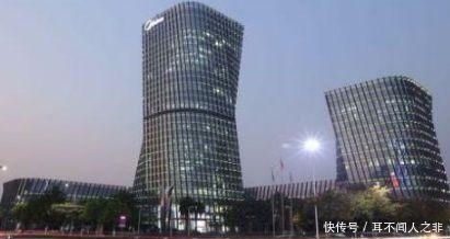 这个城镇综合实力最强悍，GDP达到上千亿元，狂超省内三个地级市