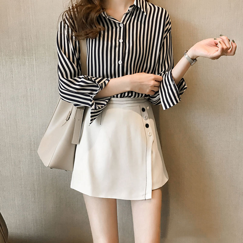 老婆出差香港一趟，穿这些港风套装回来，还别说，美的一愣一愣的