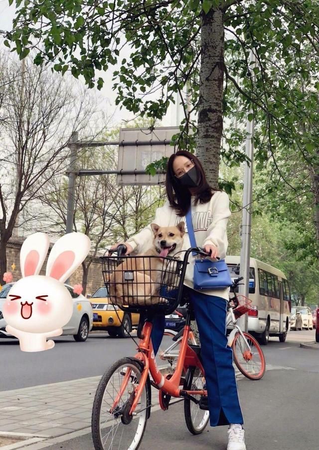 陈乔恩也成时尚黑洞！本想要装嫩，没想到暴露了自己的身材缺陷！