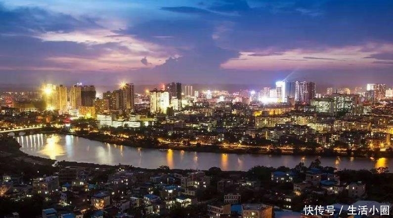  「防城港」这座被低估的城市，随着国家的重视，有可能成为广西