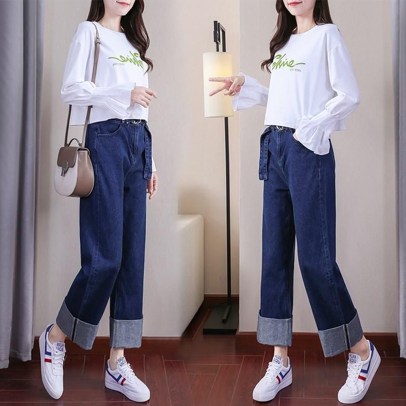 穿腻了连衣裙,偶尔换换风格,就试试这款牛仔两件套,洋气超显瘦