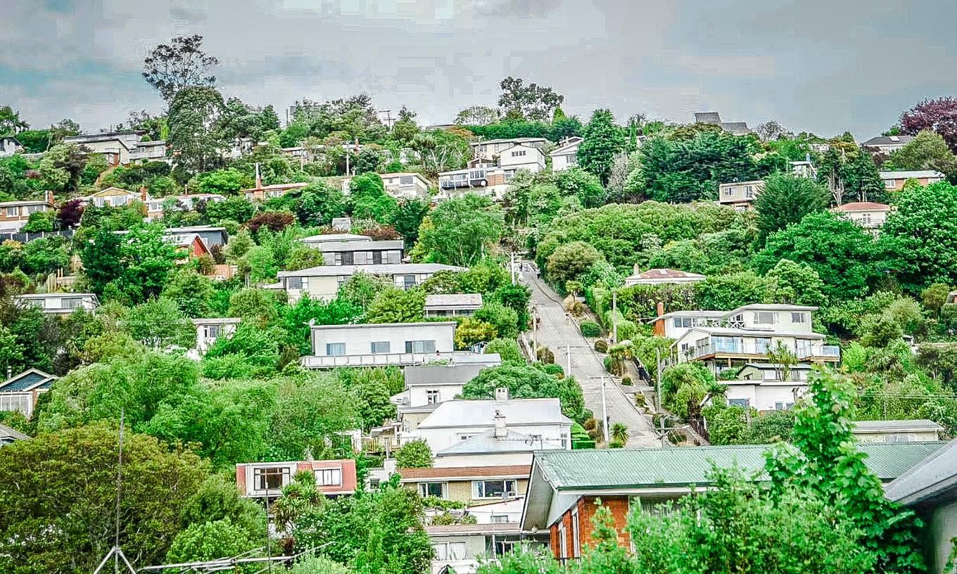 世界上最难入读和最难毕业的大学，环境清幽风景优美，你去过吗？