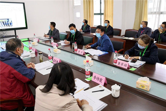  条件：济南中学通过开学核验已经具备开学条件