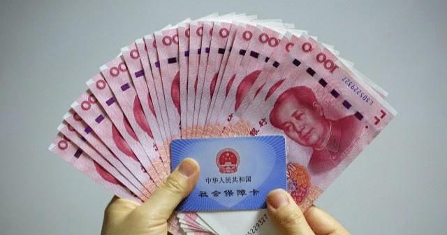 中人在退休之前聘上副高职称, 会提高退休金吗?