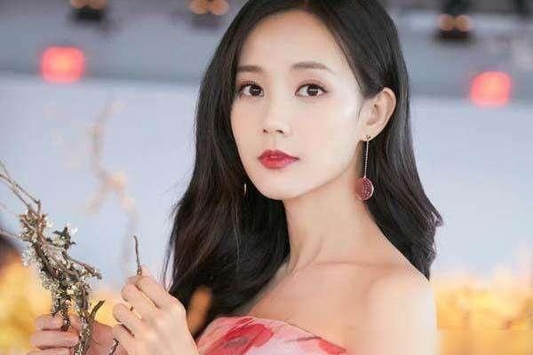 「杨洋」比杨紫热巴还抢手的她，3个月连上3部剧，这次又合作杨洋许凯！