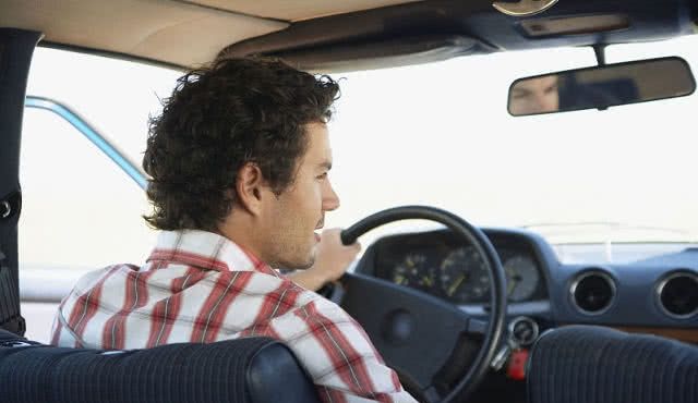 网约司机被“放鸽子”，乘客执意不取消订单，隔天收到消息却懵了