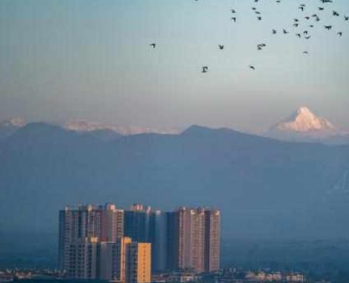 世界都市谁能看雪山？除了成都还有谁？