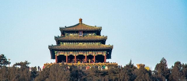 北京“最矮”的山，面朝故宫后靠北海，门票只要2元！
