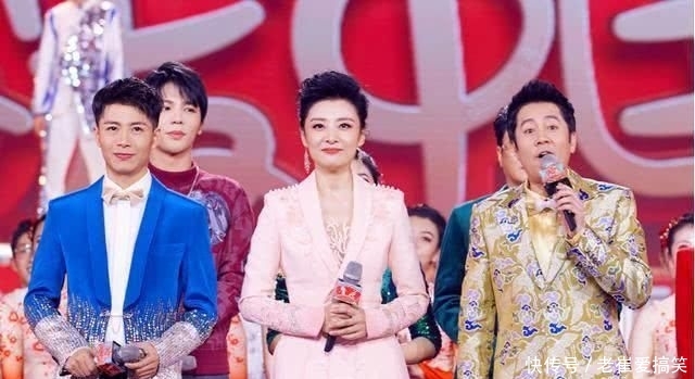 「不失端庄」51岁周涛貌美如初!一袭红色长裙端庄优雅,气质与气场无人企及