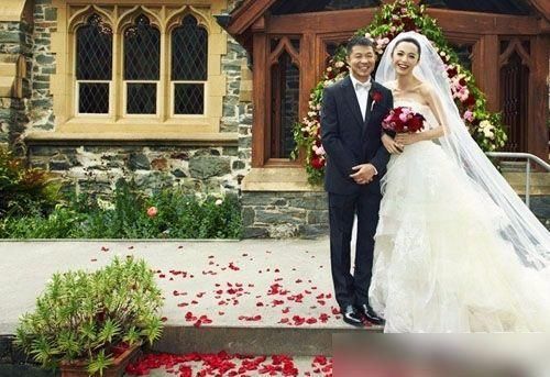 姚晨老公曹郁与短发美女疑似出轨，姚晨工作室发声辟谣