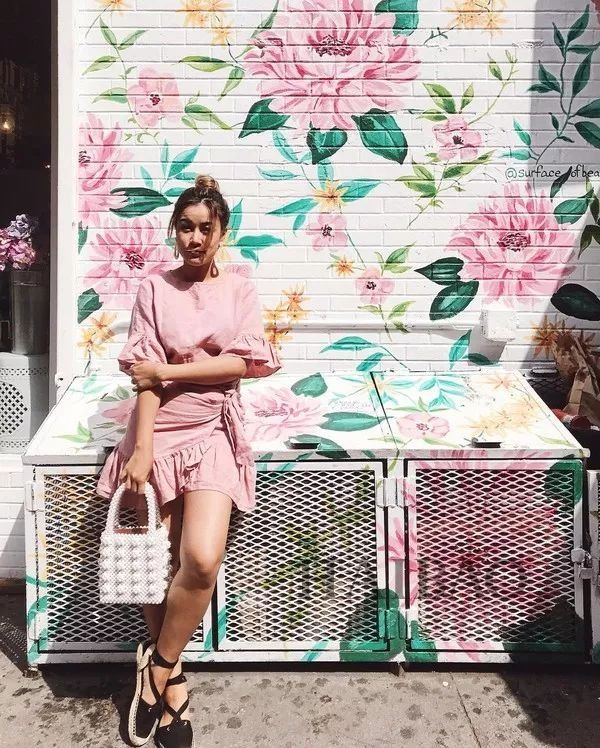 省钱| 还买什么奢侈品!奶奶辈的包包现在拎起来超时髦!