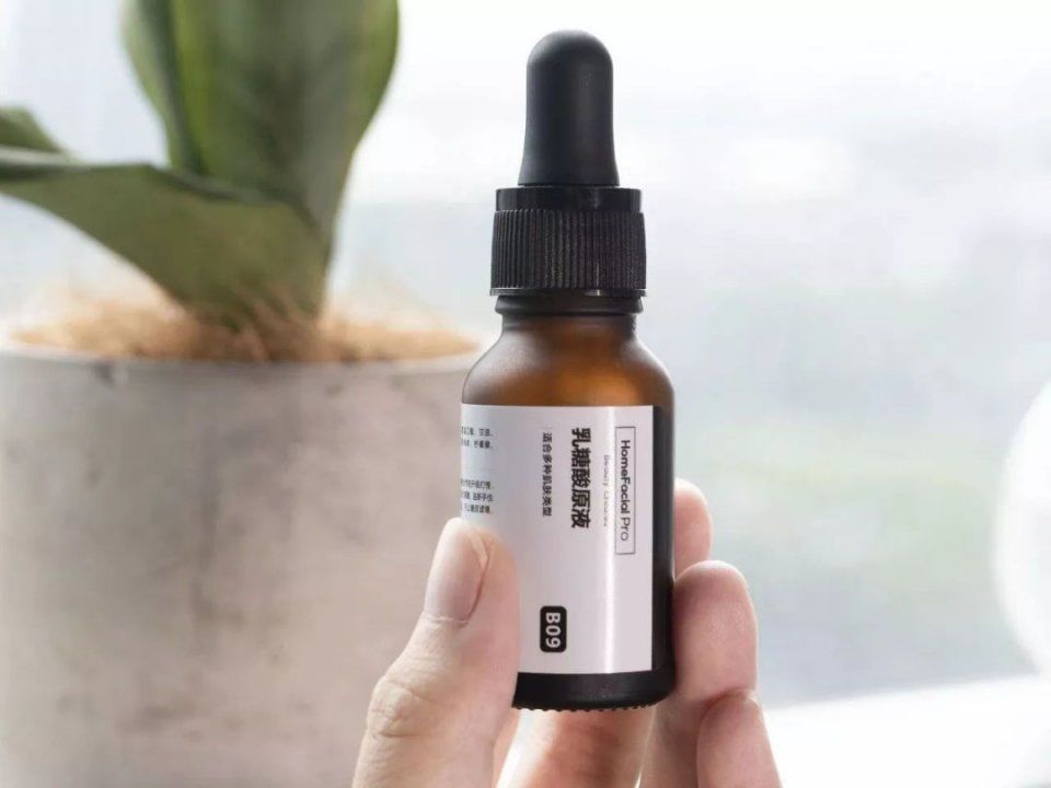 几十块就能收毛孔!这支超好用的“磨皮原液”，连我的黑头也治好