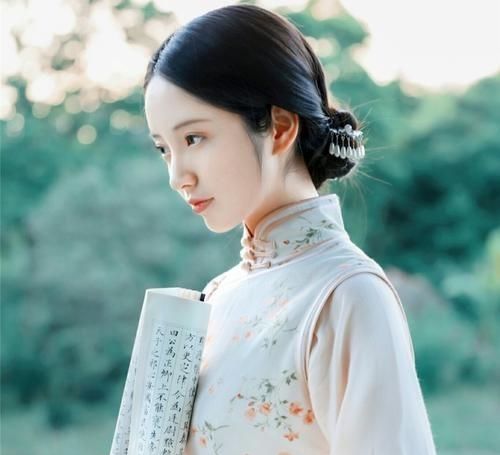 关于最经典的一首宋诗，开篇就是名句，更是经典，流传千年