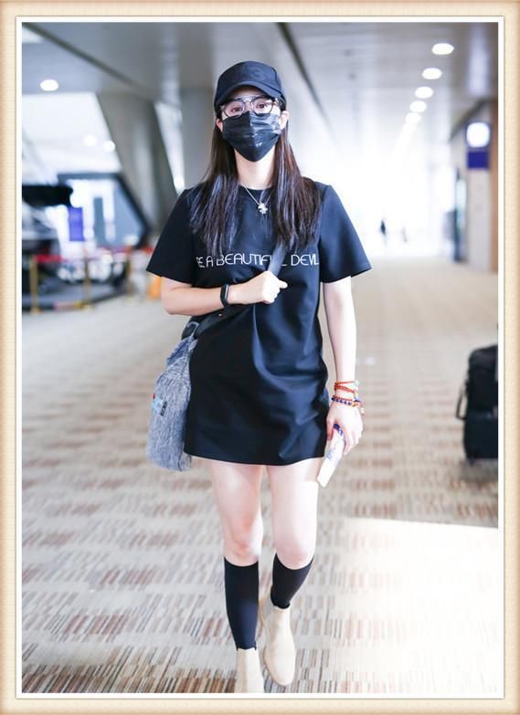 宋茜不过在T恤上系根绳,就秒变大长腿,网友:蒋欣真应该学学!