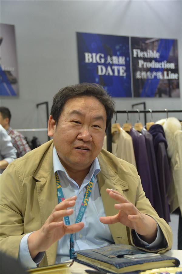 淄博这家企业在国内首次实现牛仔服装定制,Ga