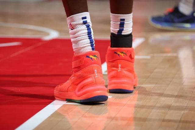 『球鞋』NBA球员上脚:塔图姆穿新配色AJ34,安东尼也有专属配色了