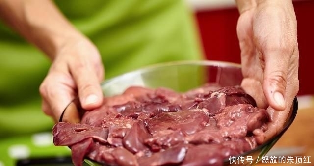  『混合』把这两样东西混合一起，不是为了做饭，用它钓鱼才会有“惊喜”！