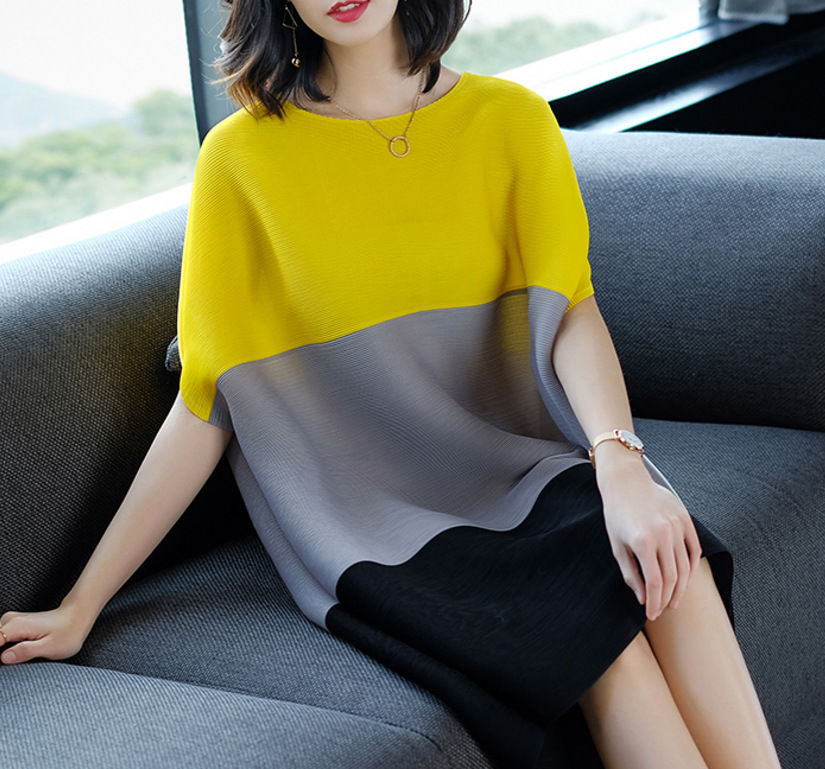 45岁老婆真有眼光，刚买回来的几款连衣裙，高贵优雅显气质，美