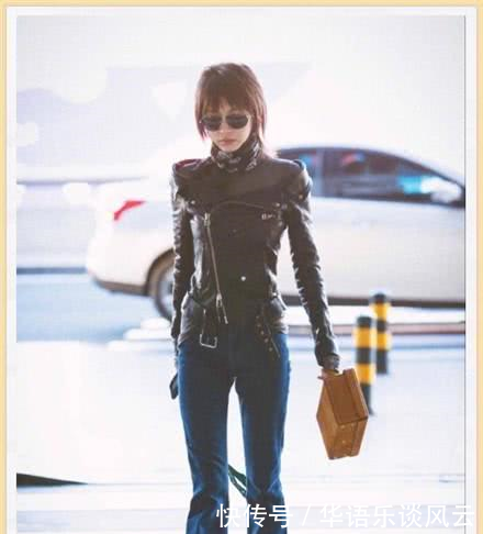 王子文最失手的一次机场秀！鞋比头还要大，网友我奶奶都不会穿