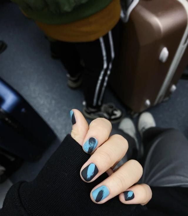  「千万别」指甲短的女人都要做这几款美甲，越看越漂亮，千万别做错了