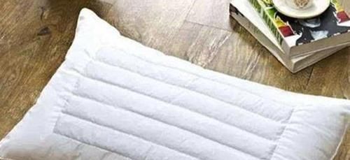 『枕套』家里的枕套没用多长时间就变油变黄，用这个方法，保证洗干净