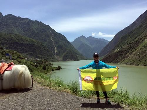 从成都租车去西藏拉萨旅游要多少钱