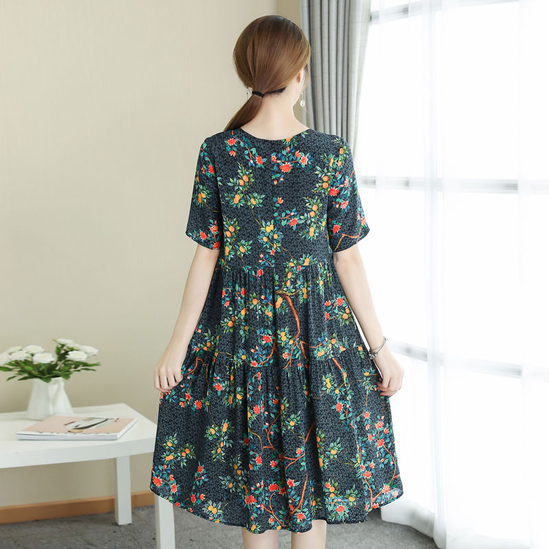 偷偷告诉你:“漫步裙”比旗袍时髦千倍，最适合6070后女人